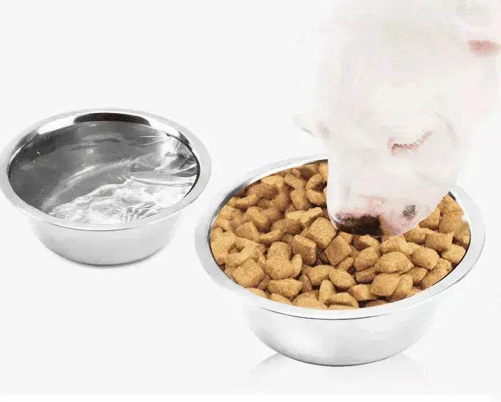 Pet pots, stainless tanks, dog bowls, feeding supplies.